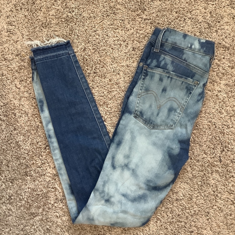 Levi Bleach Dye Jeans